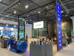 dinamik motor fuar standı